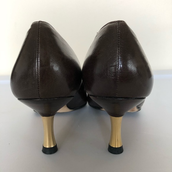 Chanel Brown Pump - Picture 3 of 4